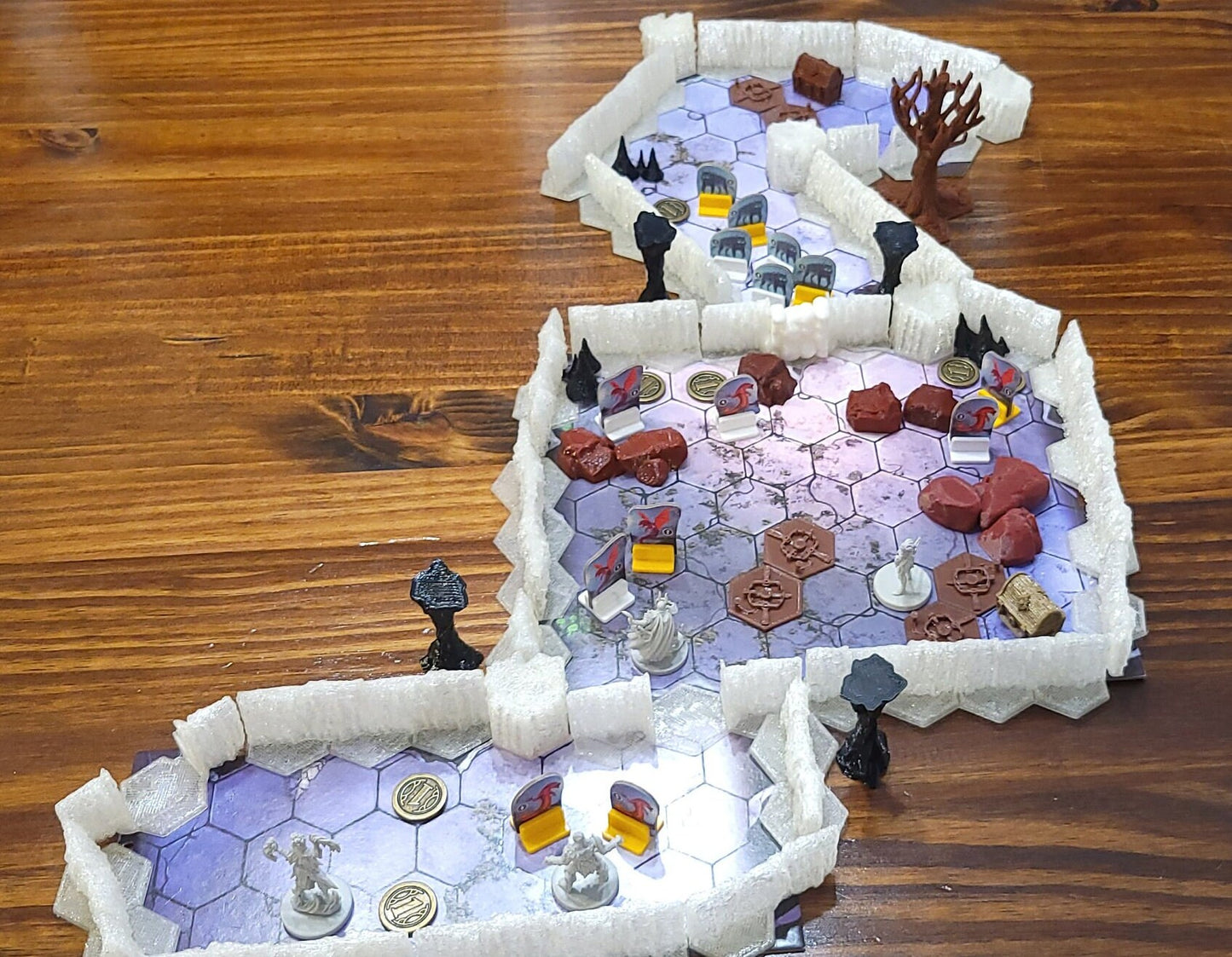 Ice Walls - Compatible with Gloomhaven, Frosthaven, Jaws of the Lion, D&D, Pathfinder, hex base miniatures