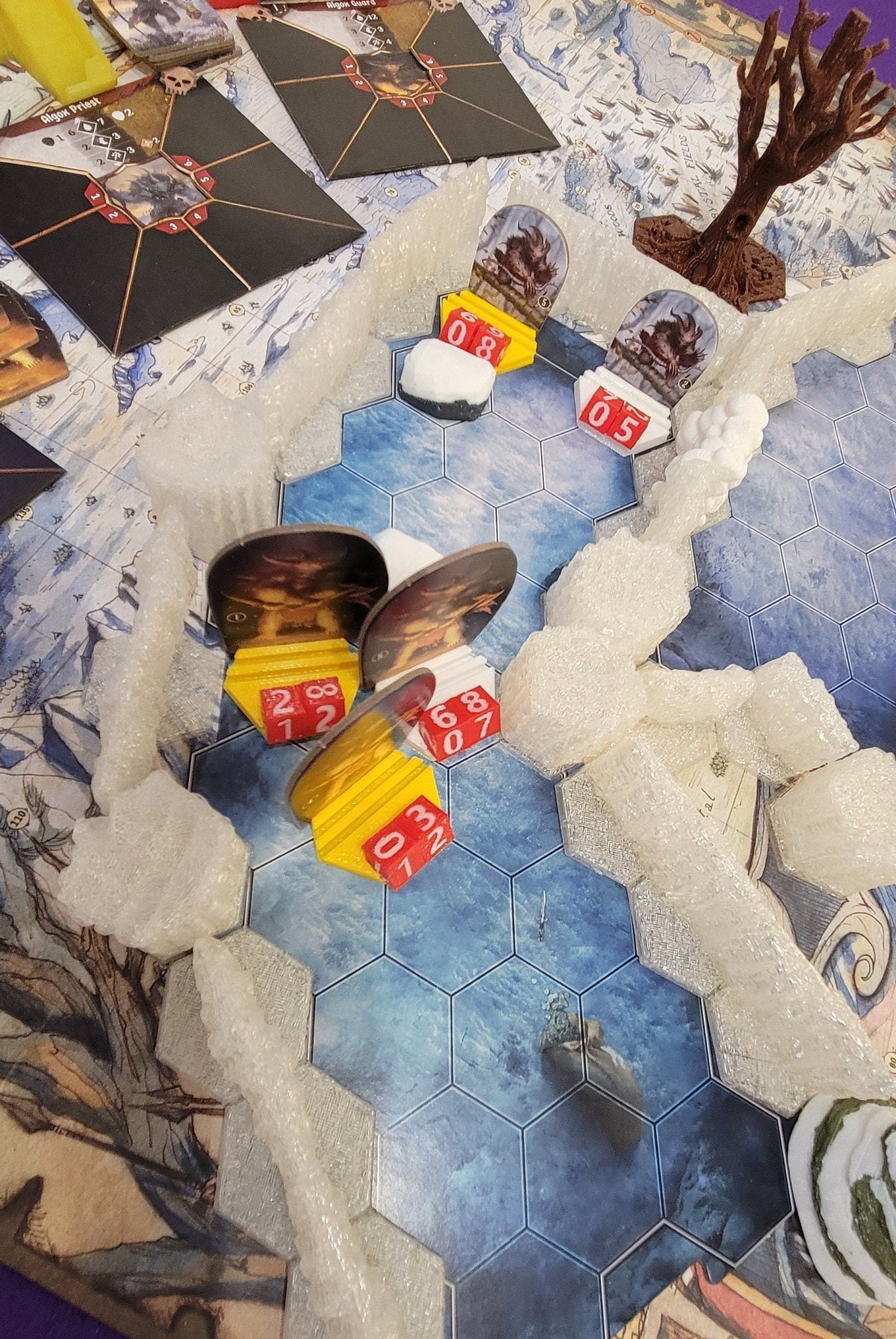 Frosthaven/Gloomhaven Monster Bases + Numbered Dice